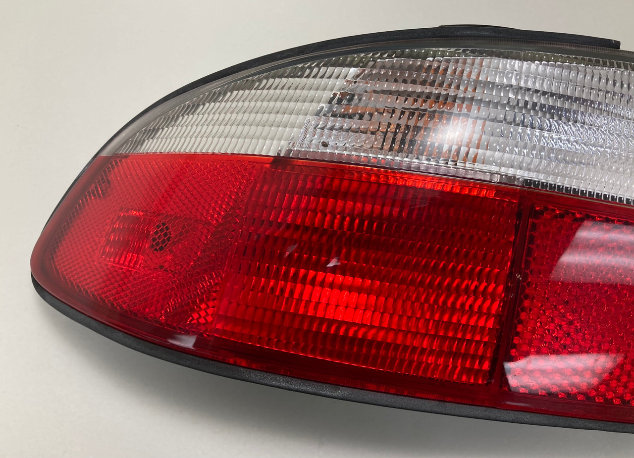 1999-2002 BMW Z3 M Roadster Driver Side Tail Light / Z3035 1999-2002 BMW Z3 M Roadster Driver Side Tail Light / Z3035