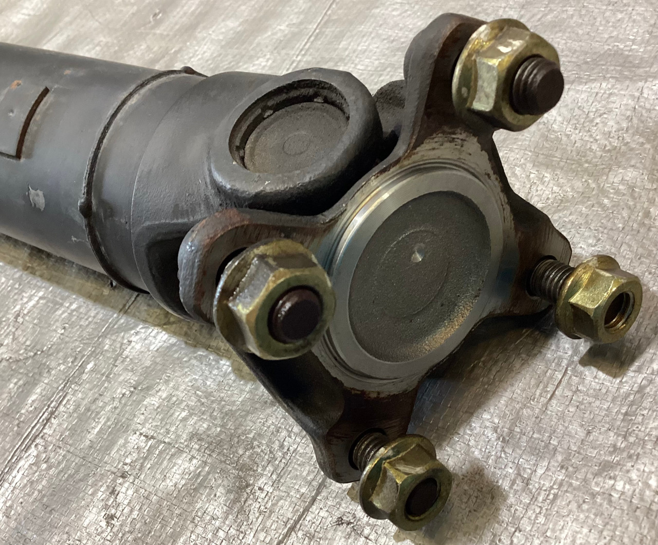 1998-2002 BMW Z3 M Roadster Coupe 3.2l Manual Driveshaft w/ Joints