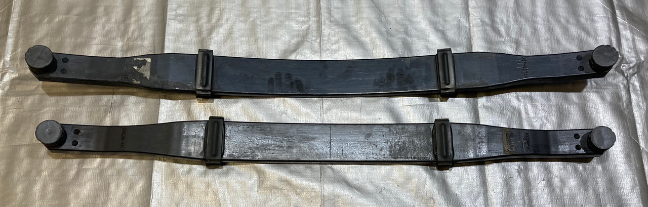 2014-2019 Chevrolet C7 Corvette Stingray Leaf Springs / Pair / OEM