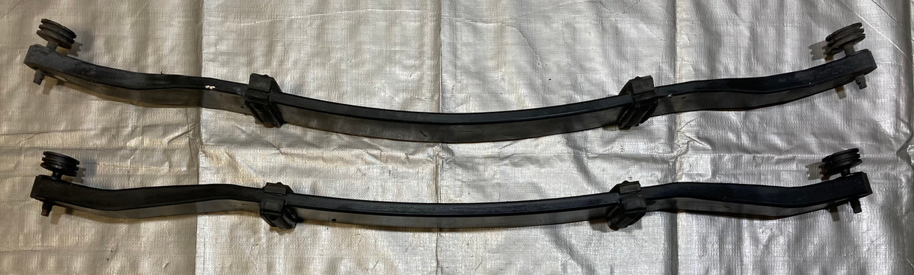 2014-2019 Chevrolet C7 Corvette Stingray Leaf Springs / Pair / OEM