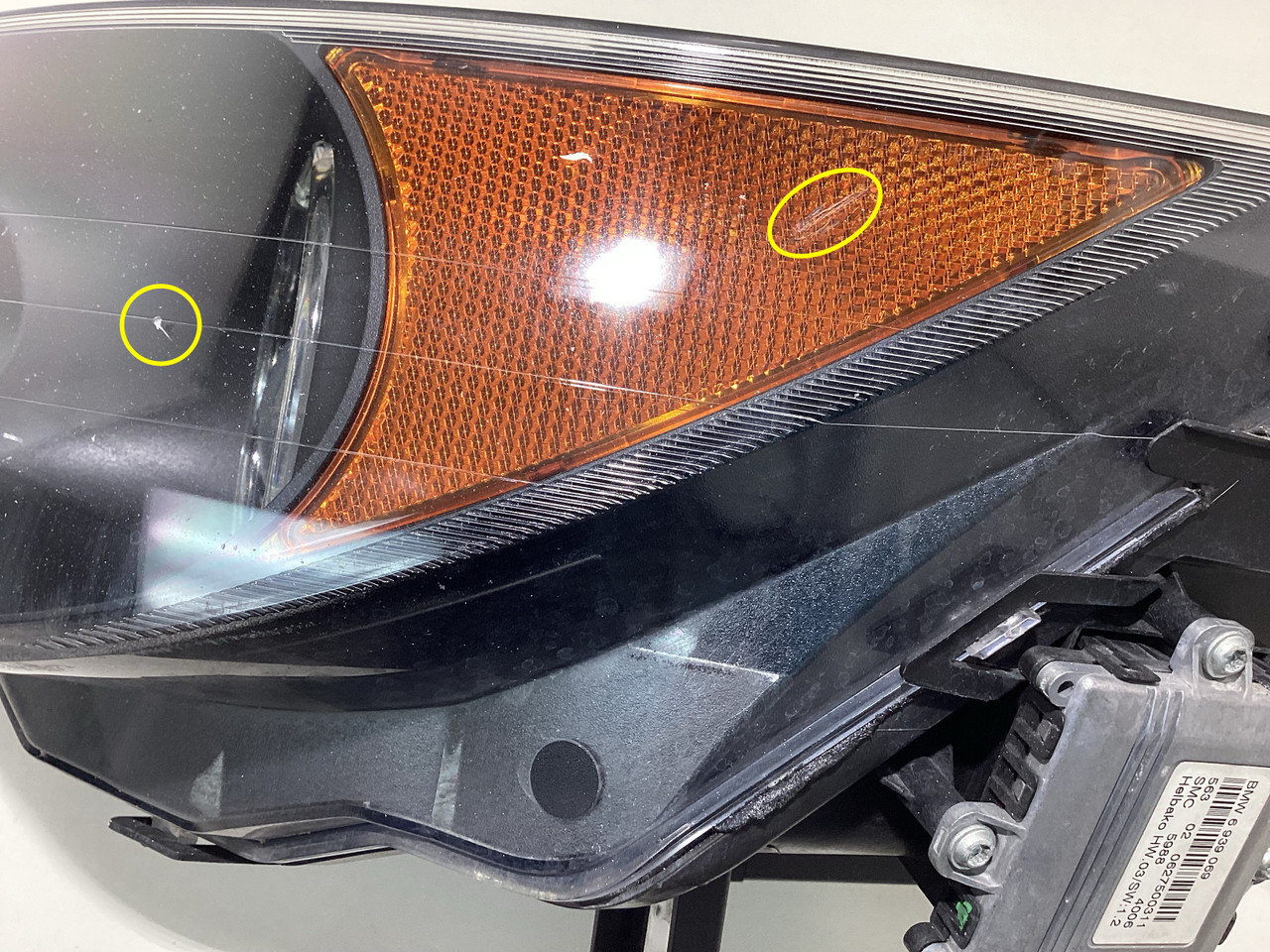 2004-2007 BMW E63 E64 M6 650i Driver Side Headlight / Xenon HID