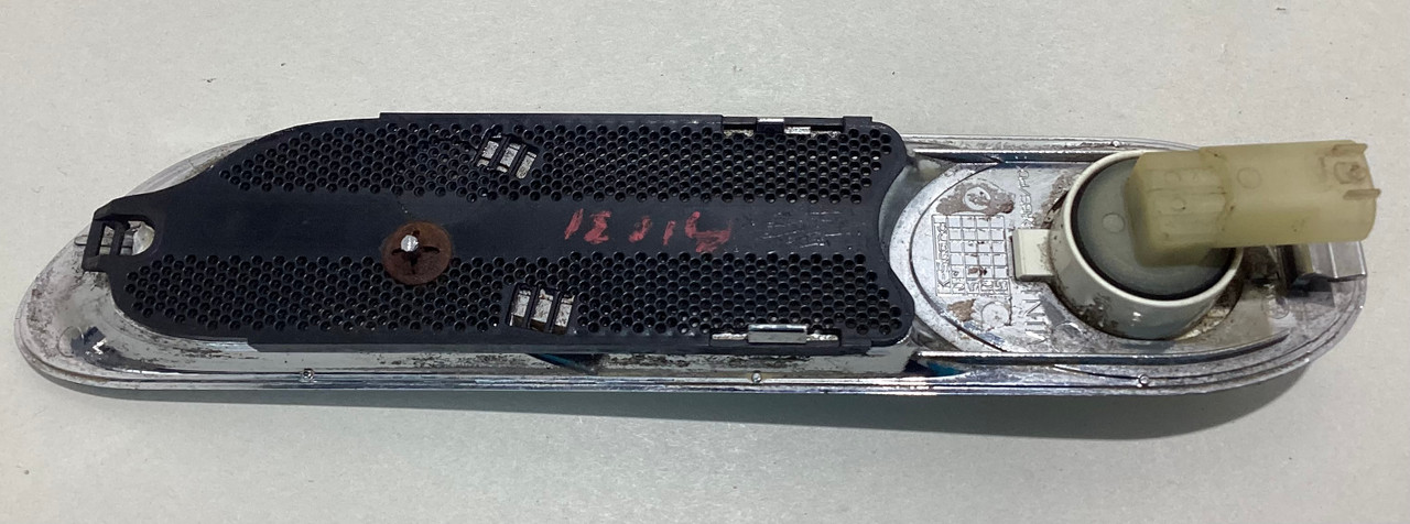 2002-2006 Mini Cooper S R53 R52 Fender Vent Trims / Side Marker