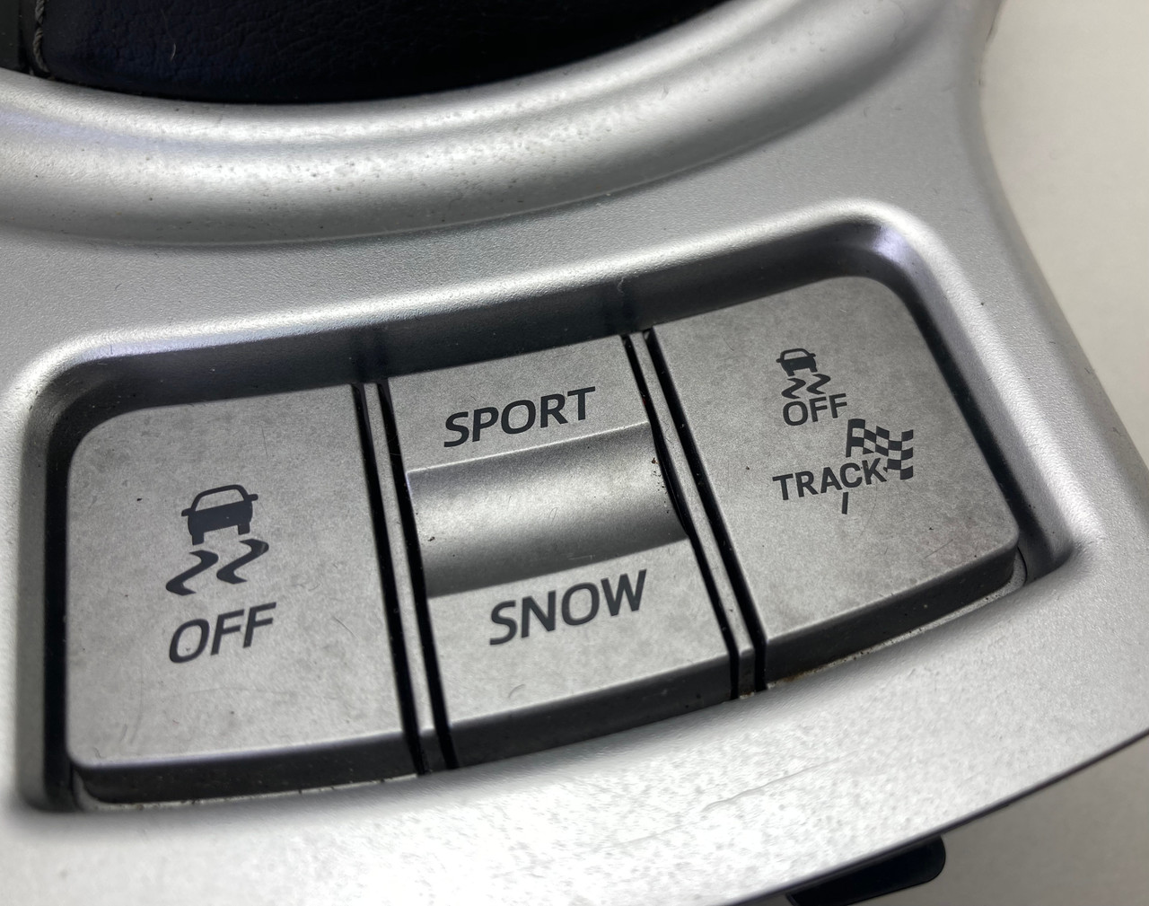 2017-2020 Toyota 86 Automatic Shift Knob w/ Indicator / Trim