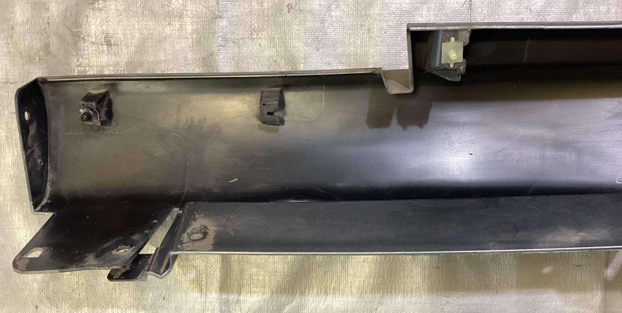 2009-2020 Nissan 370Z Passenger Side Skirt Rocker Panel / Gun