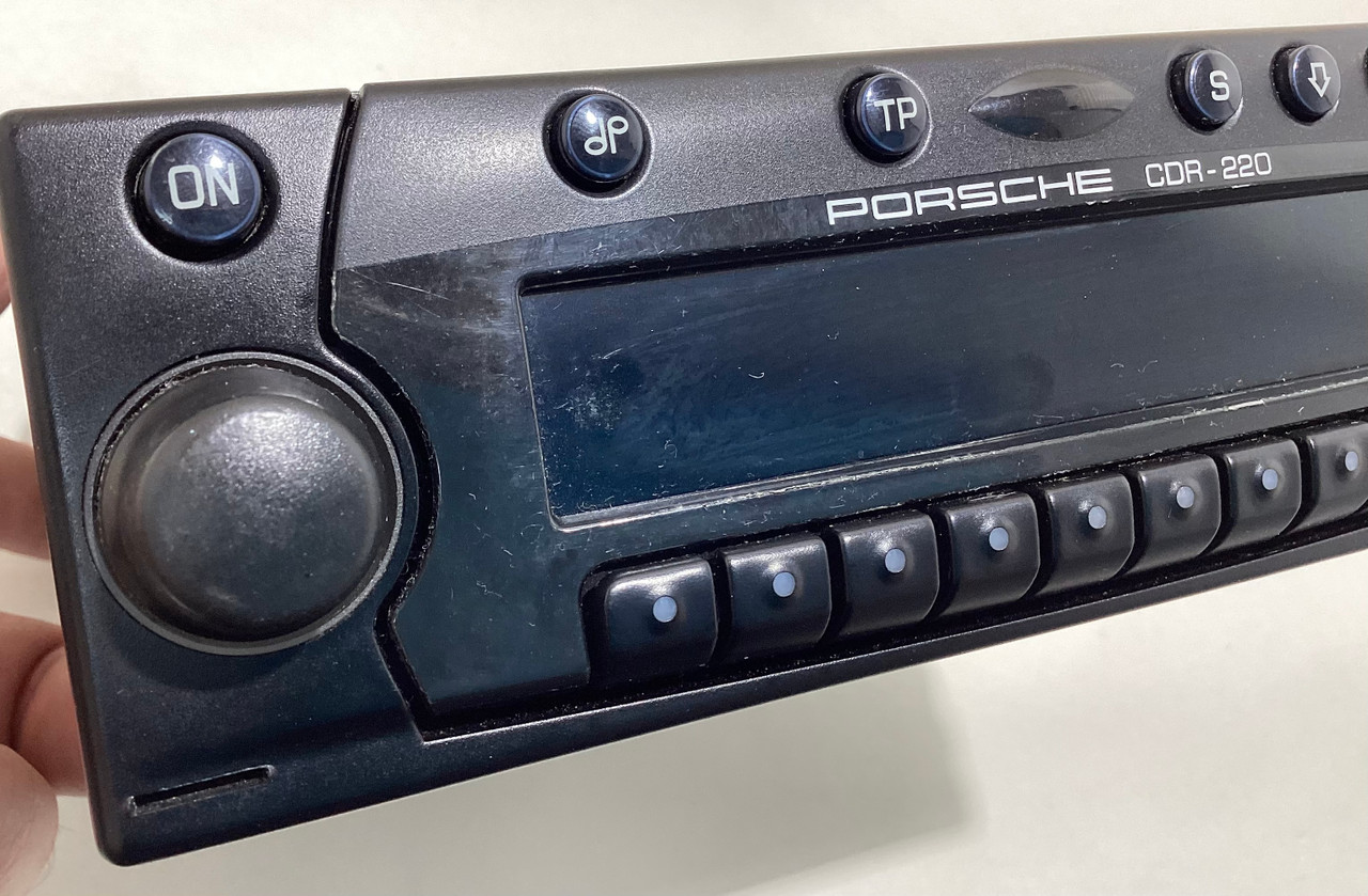 1997-2002 Porsche 986 Boxster / 1999-2002 996 911 CDR-220 Radio