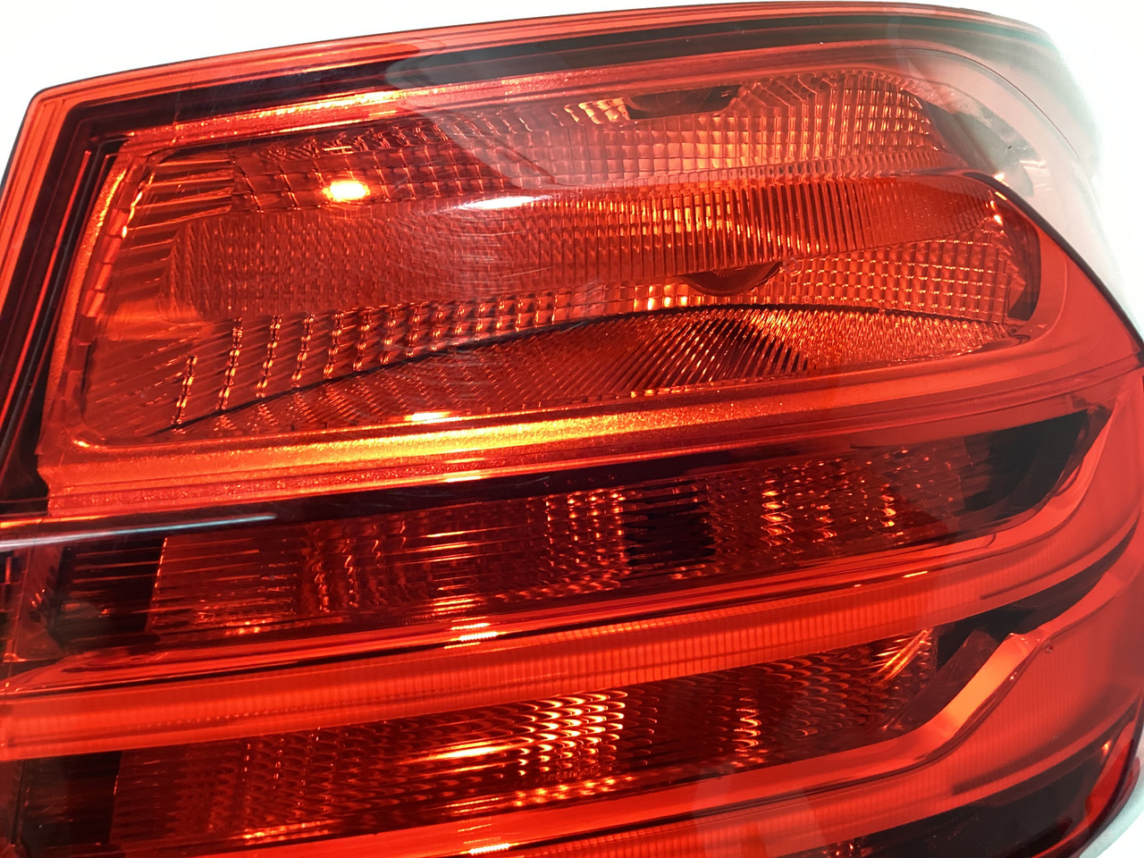 2015-2017 F82 F83 BMW M4 Passenger Side Tail Light / F8M06