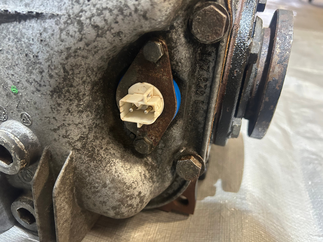 1998-2000 BMW Z3 2.3 2.8 Open Differential / 4.27 / Automatic