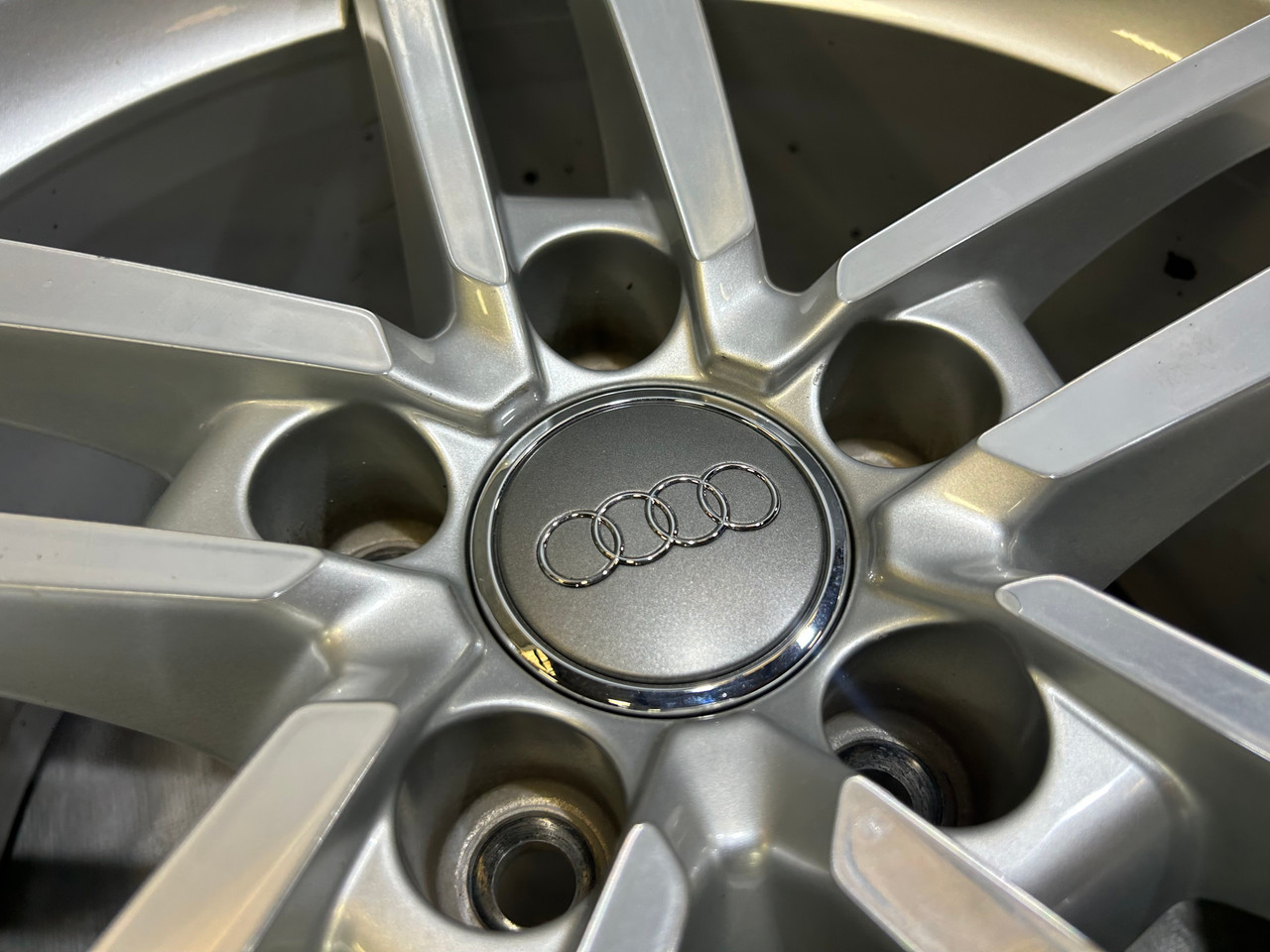 2016-2023 Audi TT Quattro 18x8.5