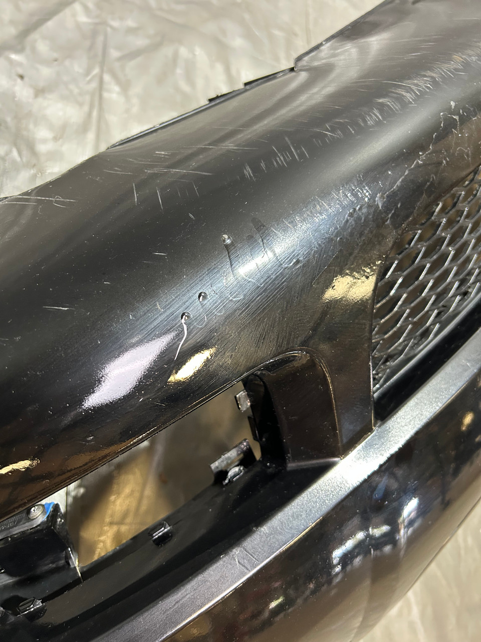 DAMAGED* 2000-2006 Audi TT 1.8l Front Bumper Cover w/ Grille
