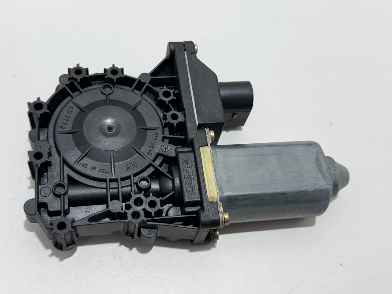2001-2006 Audi TT Convertible Passenger Side Window Motor / OEM
