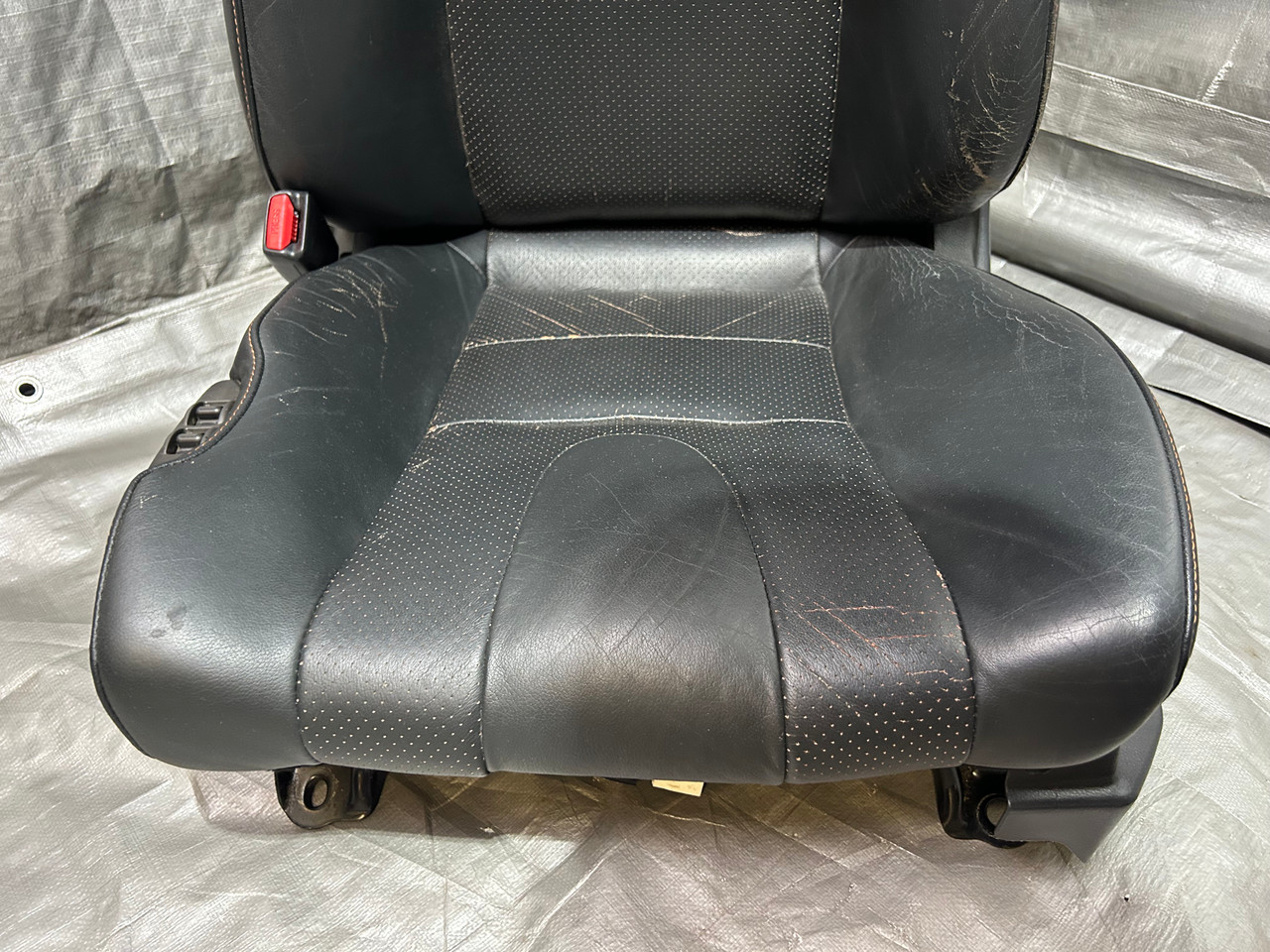 2003-2006 Nissan 350Z Coupe Seats / Black Leather / Pair / 5Z027