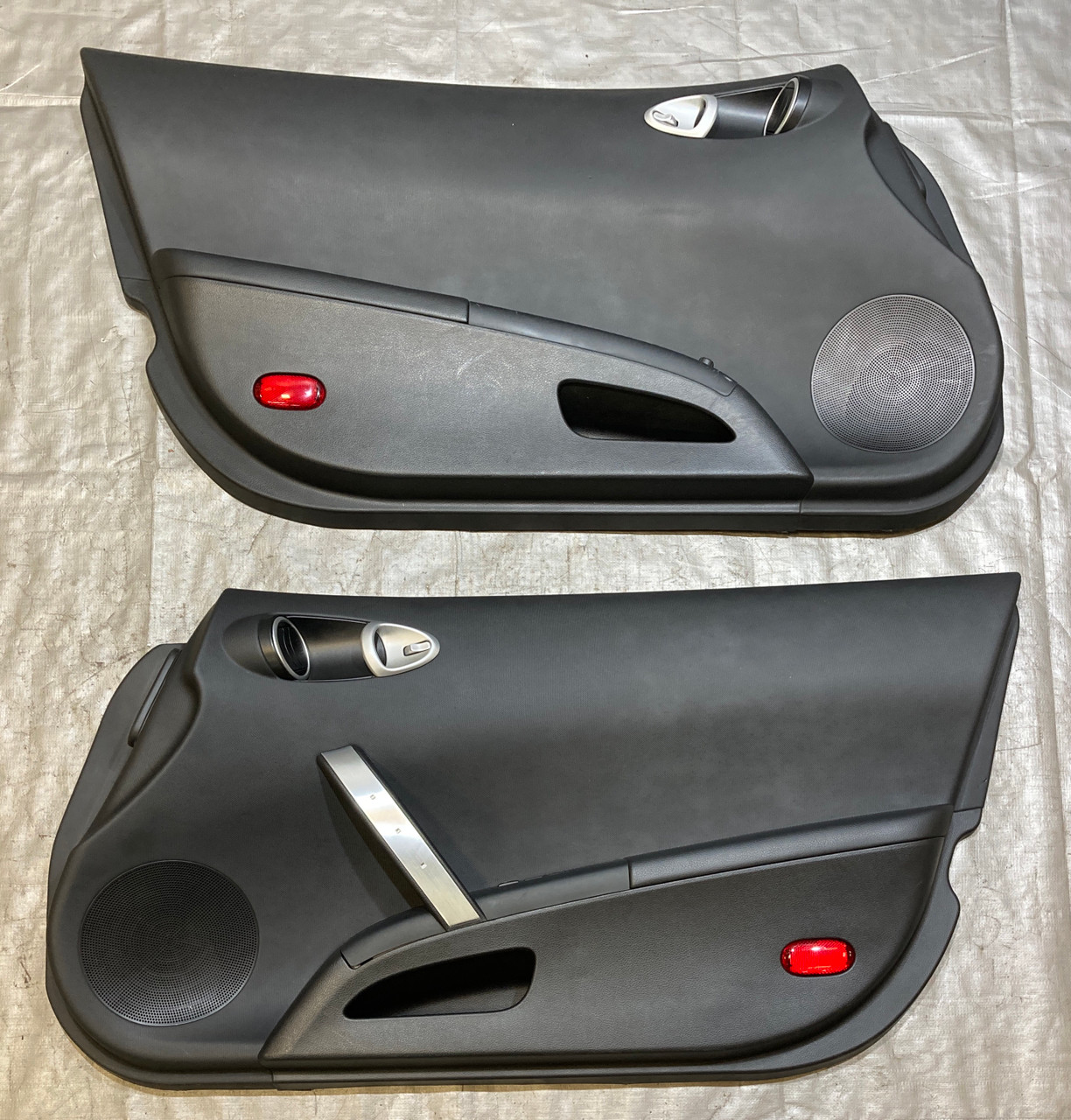 オーダー受付　猫パネル㉞　5/25 2003-2005 Nissan 350z Interior Door Panels / Black / Pair / 5Z027