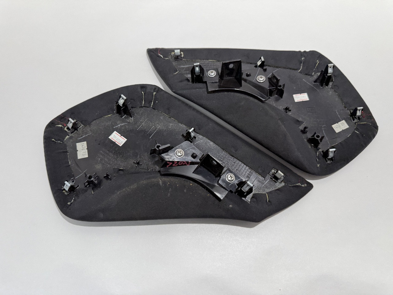 2009-2020 Nissan 370Z Black Suede Console Knee Pads / Red