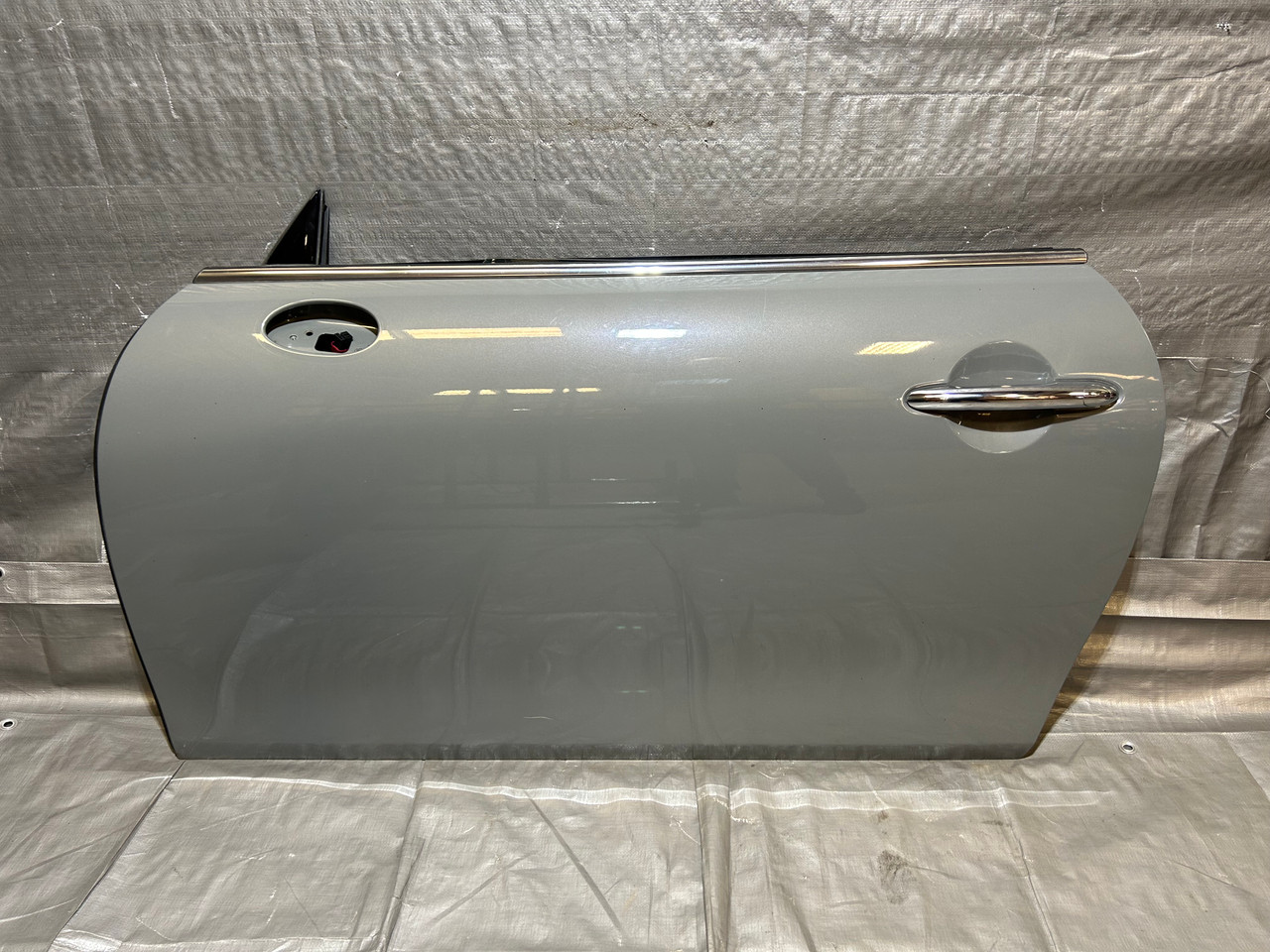 2014-2019 Mini Cooper F56 Driver Side Door Assembly / Moonwalk