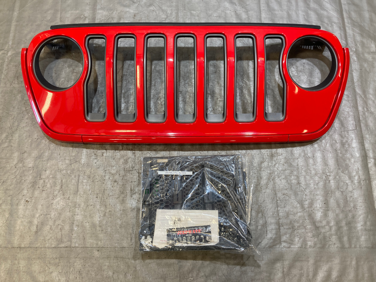 2018-2021 Jeep Wrangler JL OEM Grille Assembly / Firecracker Red