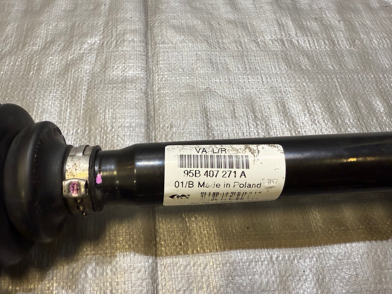 2015-2018 Porsche Macan Front CV Axle Shafts / Pair / OEM / 84K