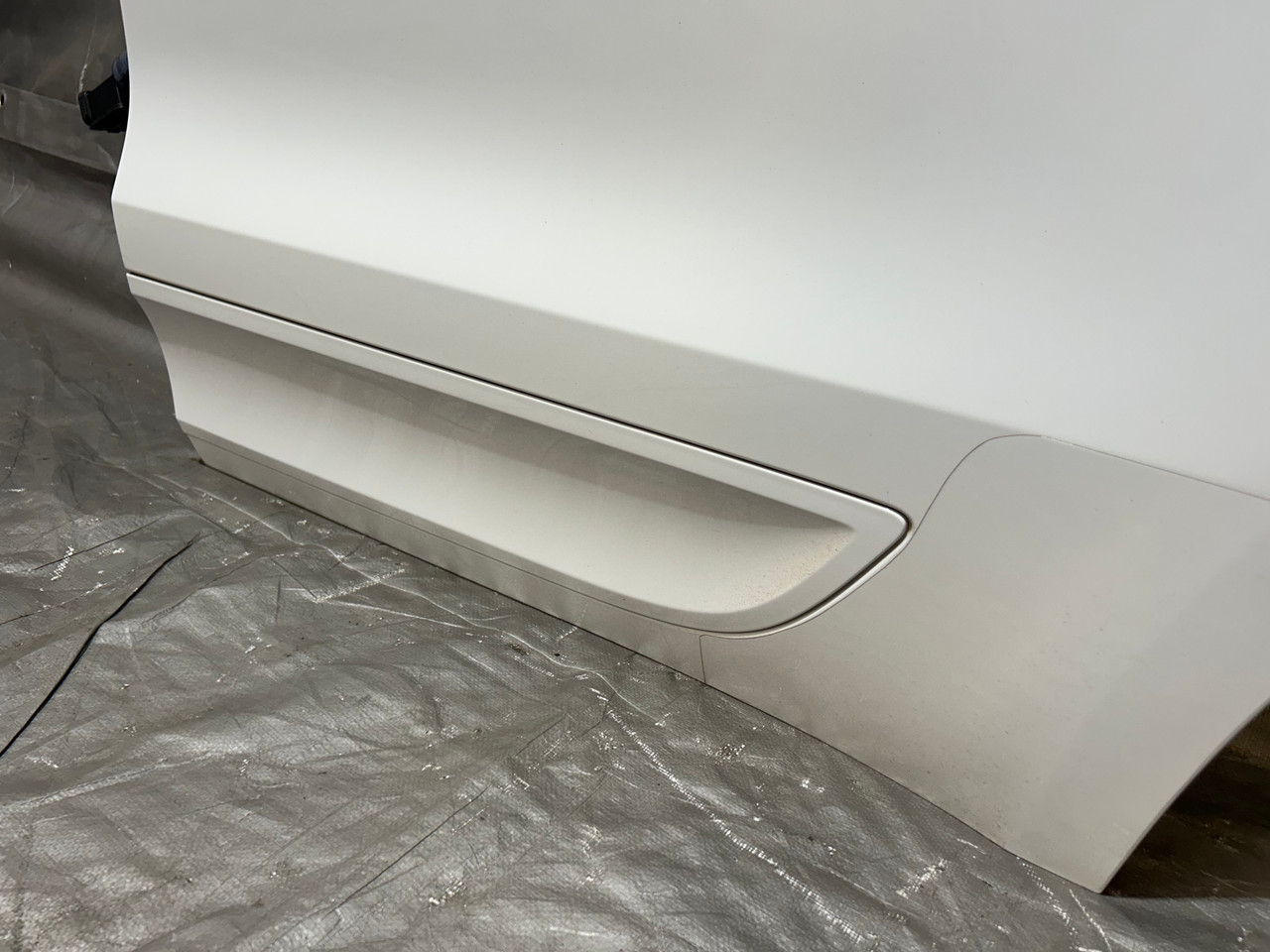2015-2020 Porsche Macan Driver Side Rear Door Assembly / White