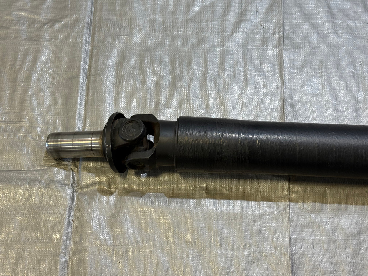 XYST Ｚ9 2003-2008 Nissan 350Z OEM Driveshaft w/ U-Joints / Manual / 103K