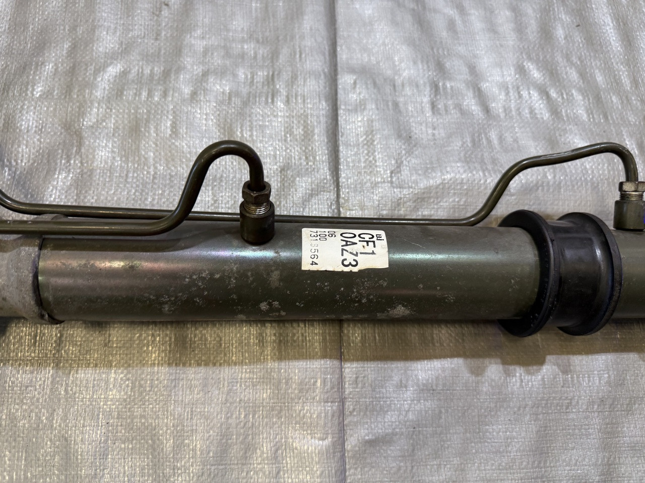 2006-2007 Nissan 350z Steering Rack / 49200-CF50A / *LEAKS
