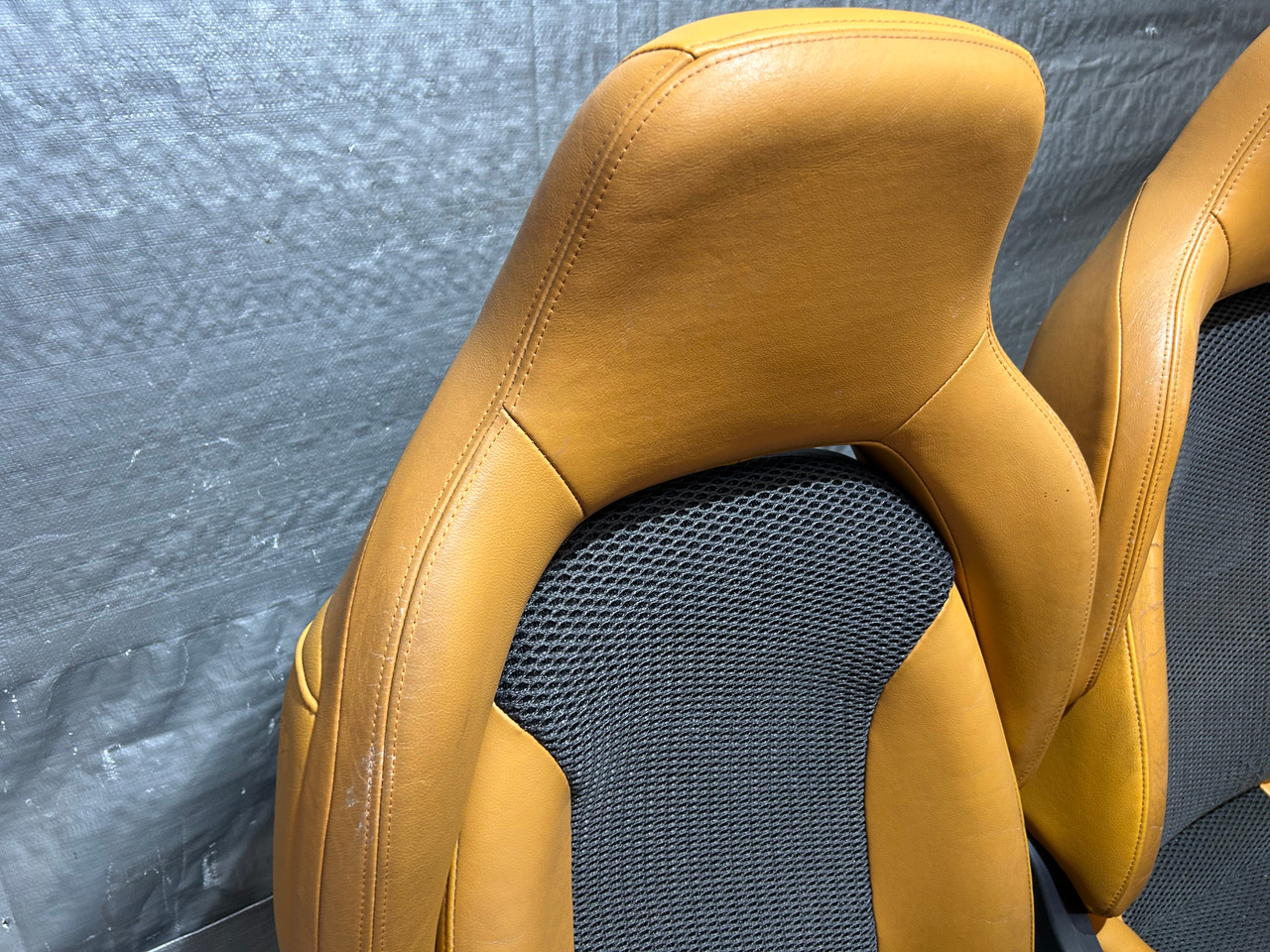 2004-2007 Nissan 350Z Convertible Front Seats / Alezan Orange
