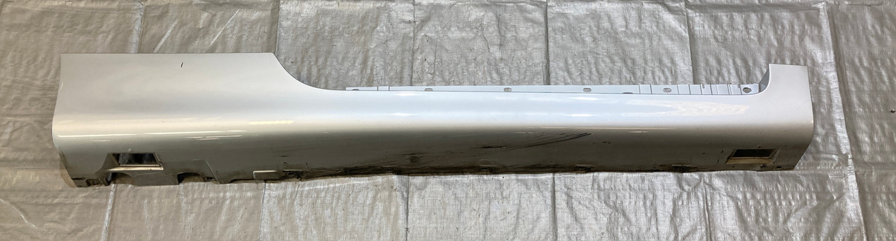 2008-2015 Audi TT Passenger Side Skirt Rocker Panel / Ice Silver