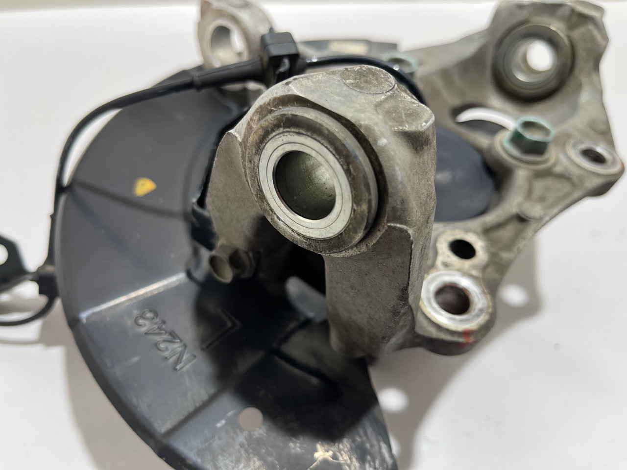 2016-2023 Mazda Mx5 Miata Driver Front Spindle / Hub Assembly