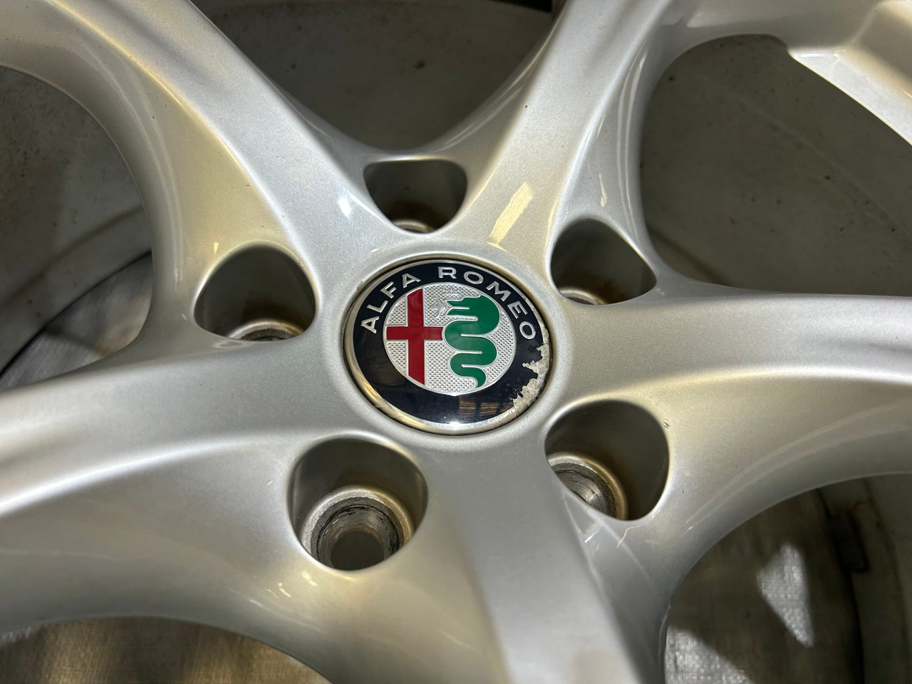 2017-2019 Alfa Romeo Giulia 19