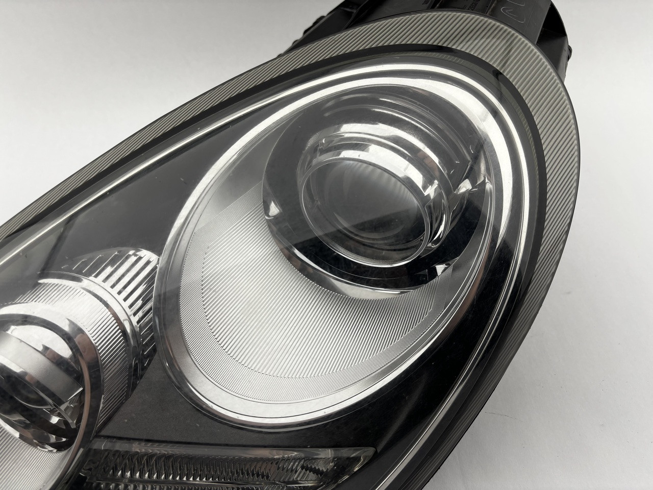 2009-2012 Porsche 987 Boxster / Cayman Driver Side Bi-Xenon