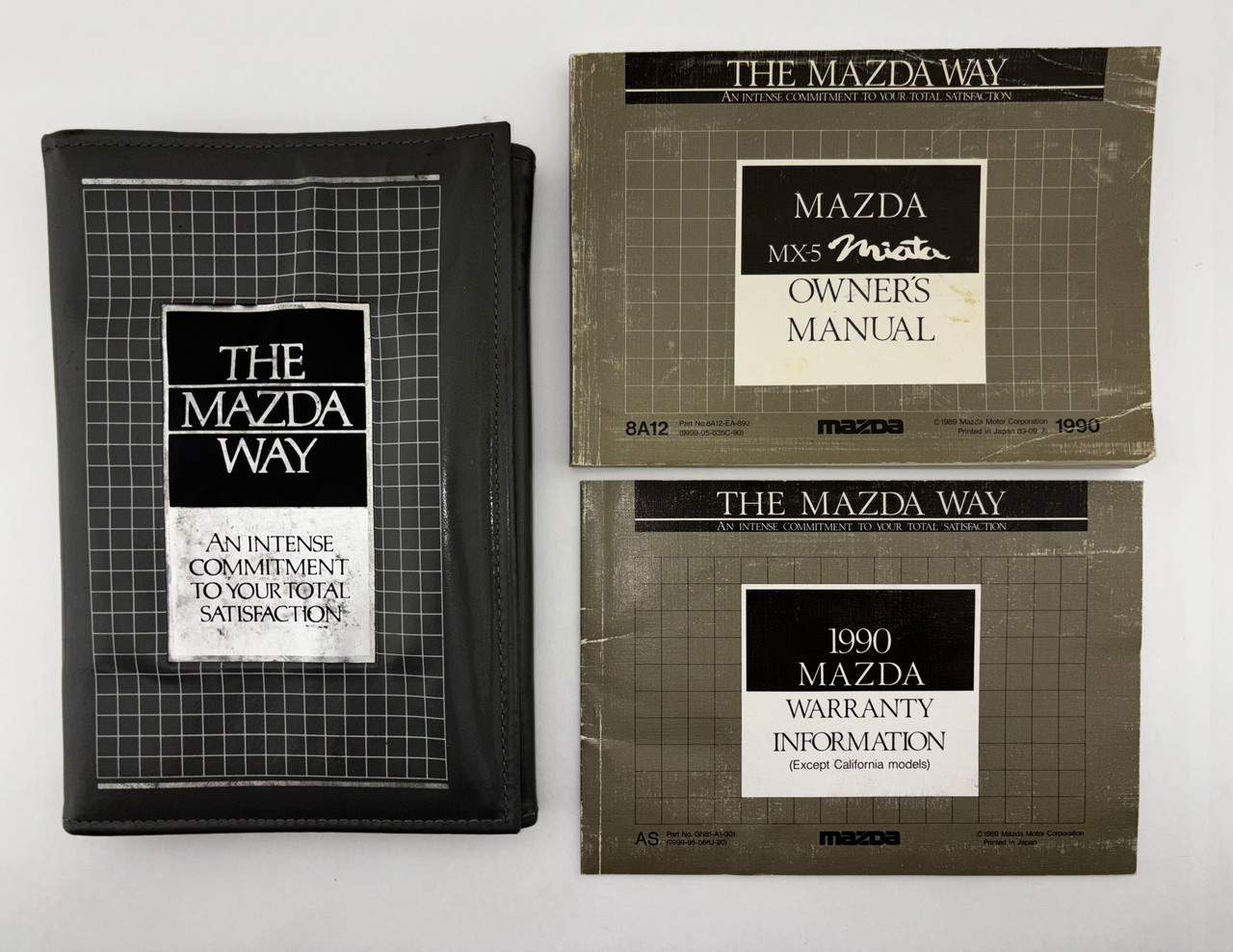 1990 Mazda Miata Factory Owner's Manual w/ Case / NA106 - Redline