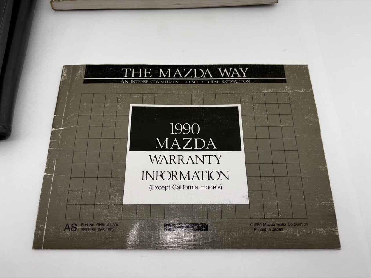 1990 Mazda Miata Factory Owner's Manual w/ Case / NA106 - Redline