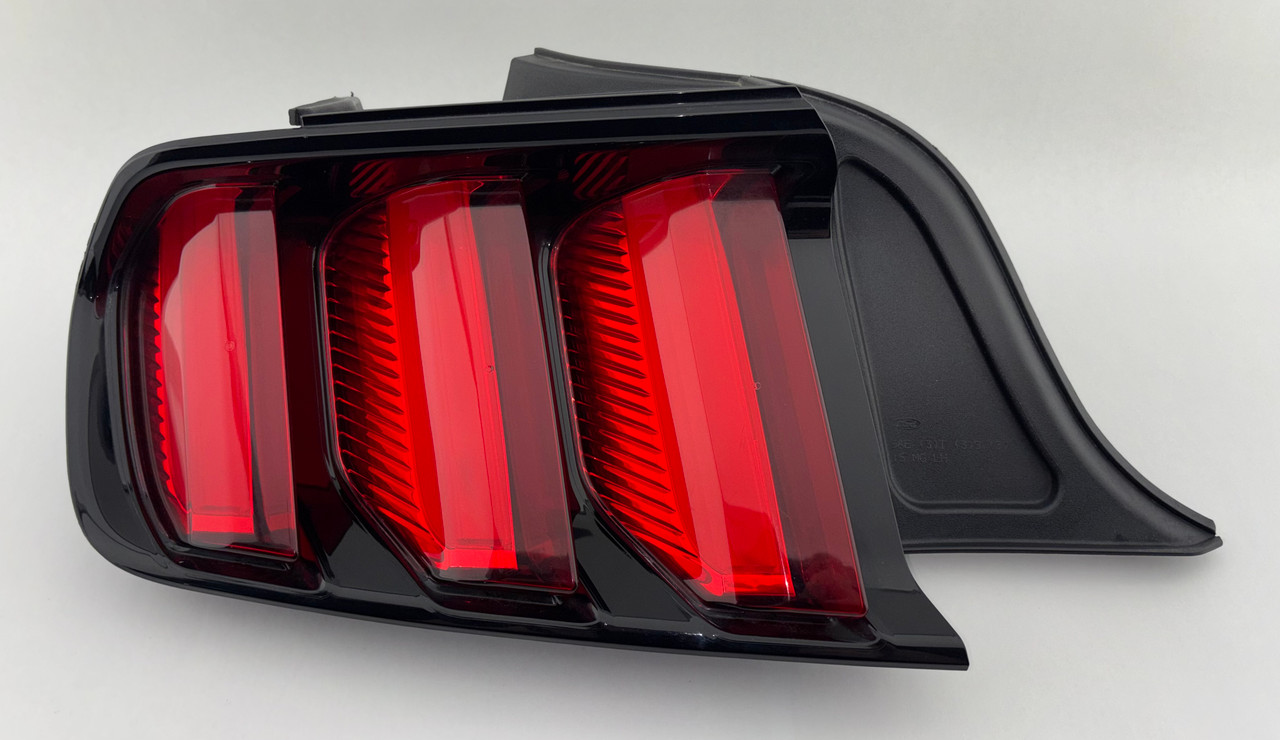 2015-2017 Ford Mustang GT S550 Driver LED Tail Light / FM016