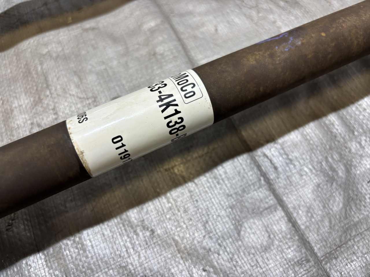 ベンツS550 トランクアクチュエーター　中古　A231 750 13 00 2015-2017 Ford Mustang GT 5.0 S550 Rear Axles Half Shafts / Pair