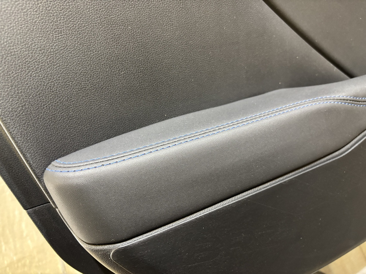 2024-2025 Subaru BRZ tS Interior Door Panels / Black Suede / Blue