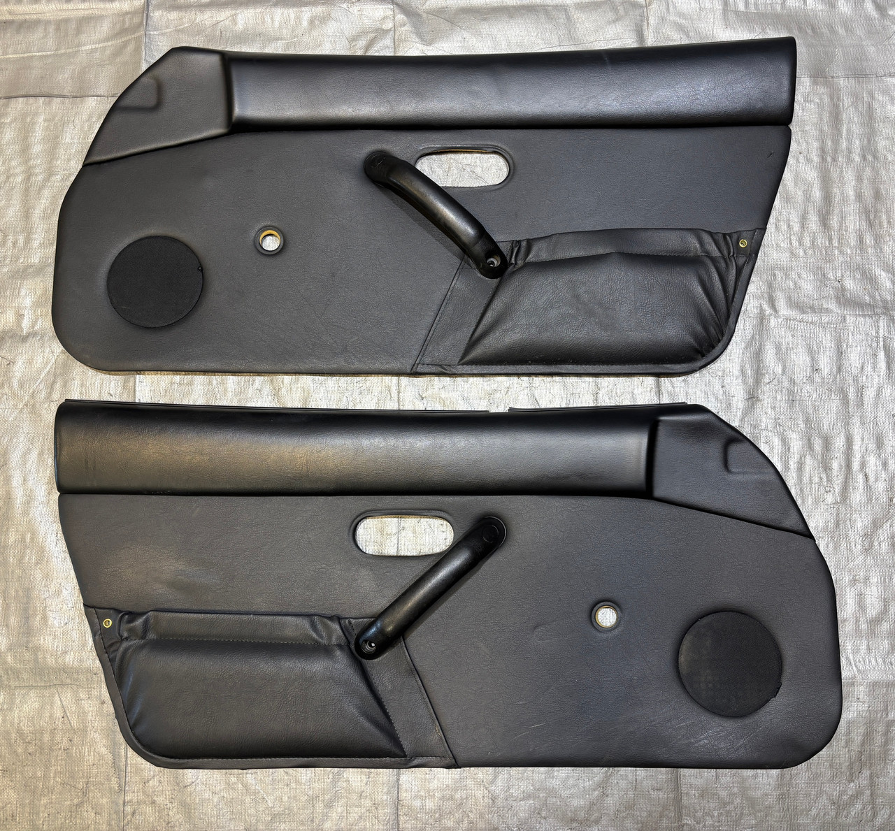1994-1995 Mazda Miata Interior Door Panels / Black / Crank Window