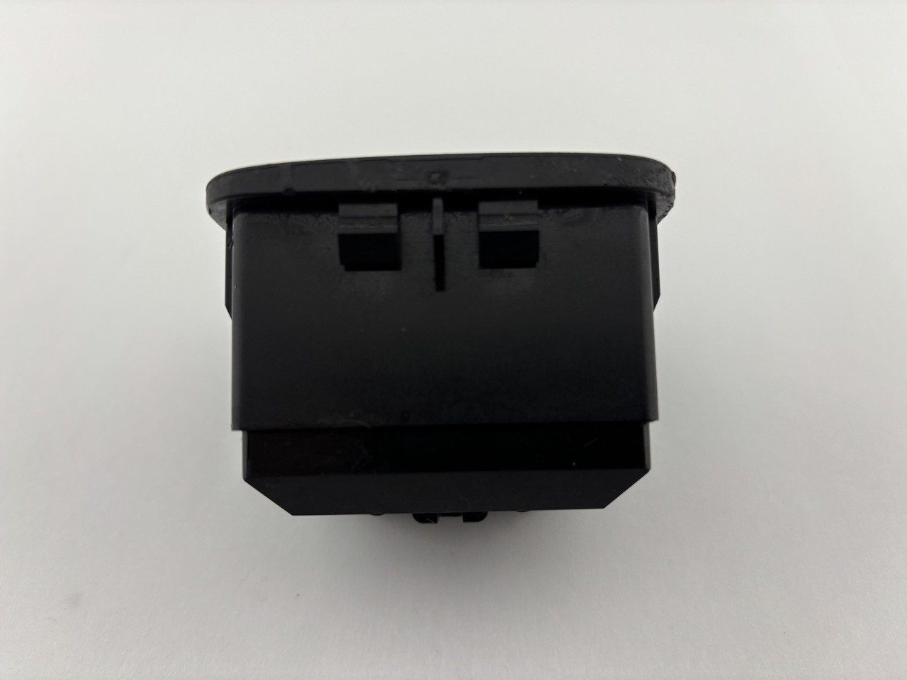 2001-2005 Mazda Miata Window Switch / Black *Damaged Tabs* / NB267