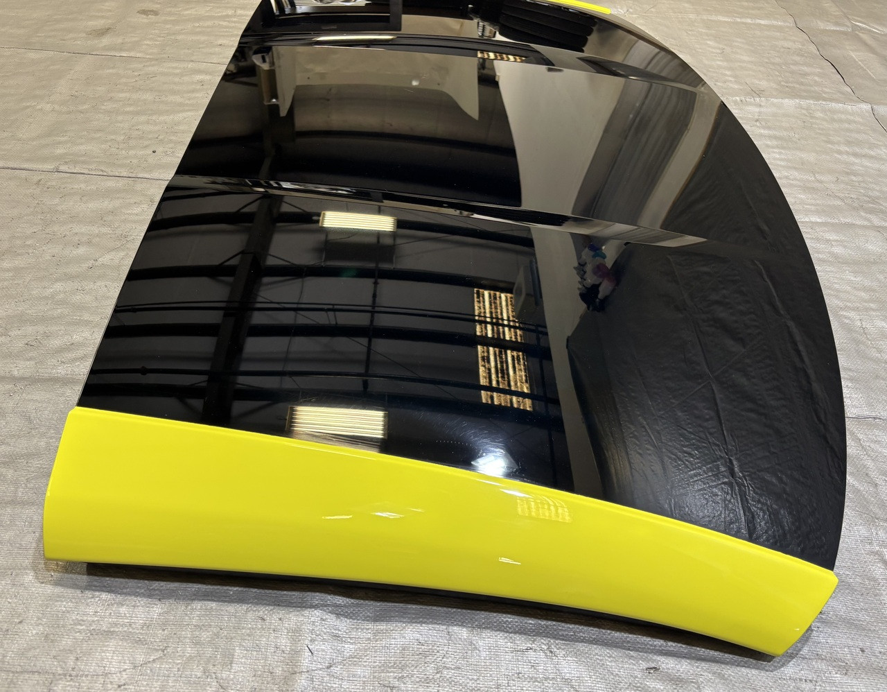 2020-2025 Chevrolet C8 Corvette Coupe Removable Targa Roof Panel