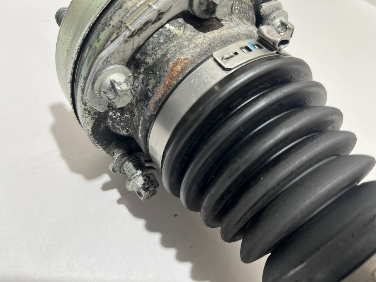 2020-2022 Chevrolet C8 Corvette Stingray 6.2l Z51 OEM Rear CV Axle