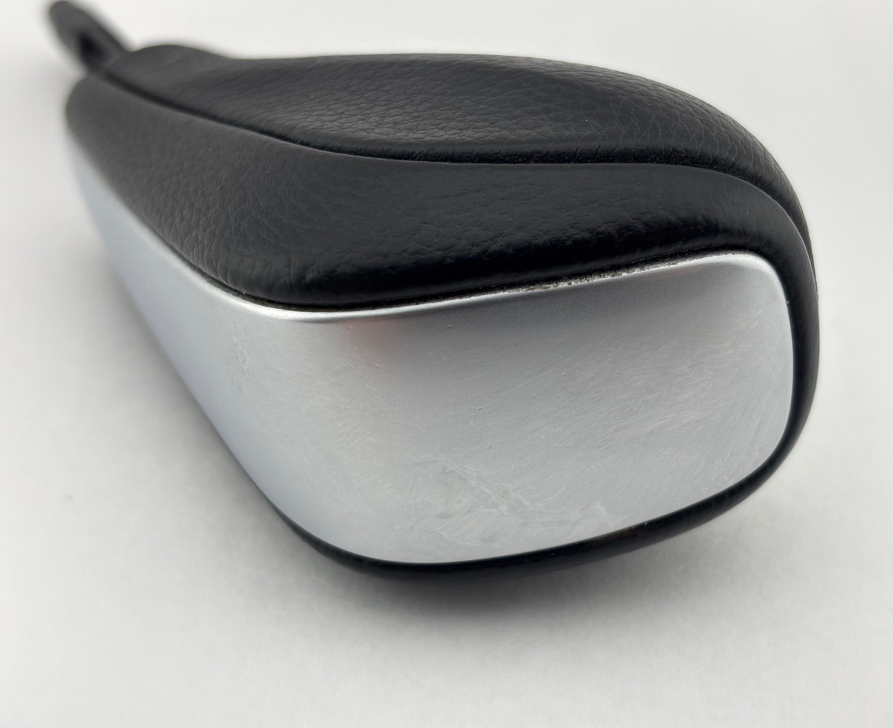 2009-2016 BMW E89 Z4 Automatic Shift Knob w/ Boot / Indicator