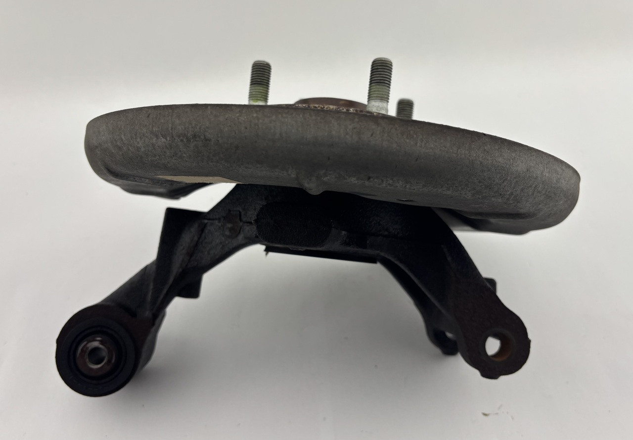 1999-2002 Mazda Miata Passenger Rear Spindle Hub (NON-ABS) / 35K