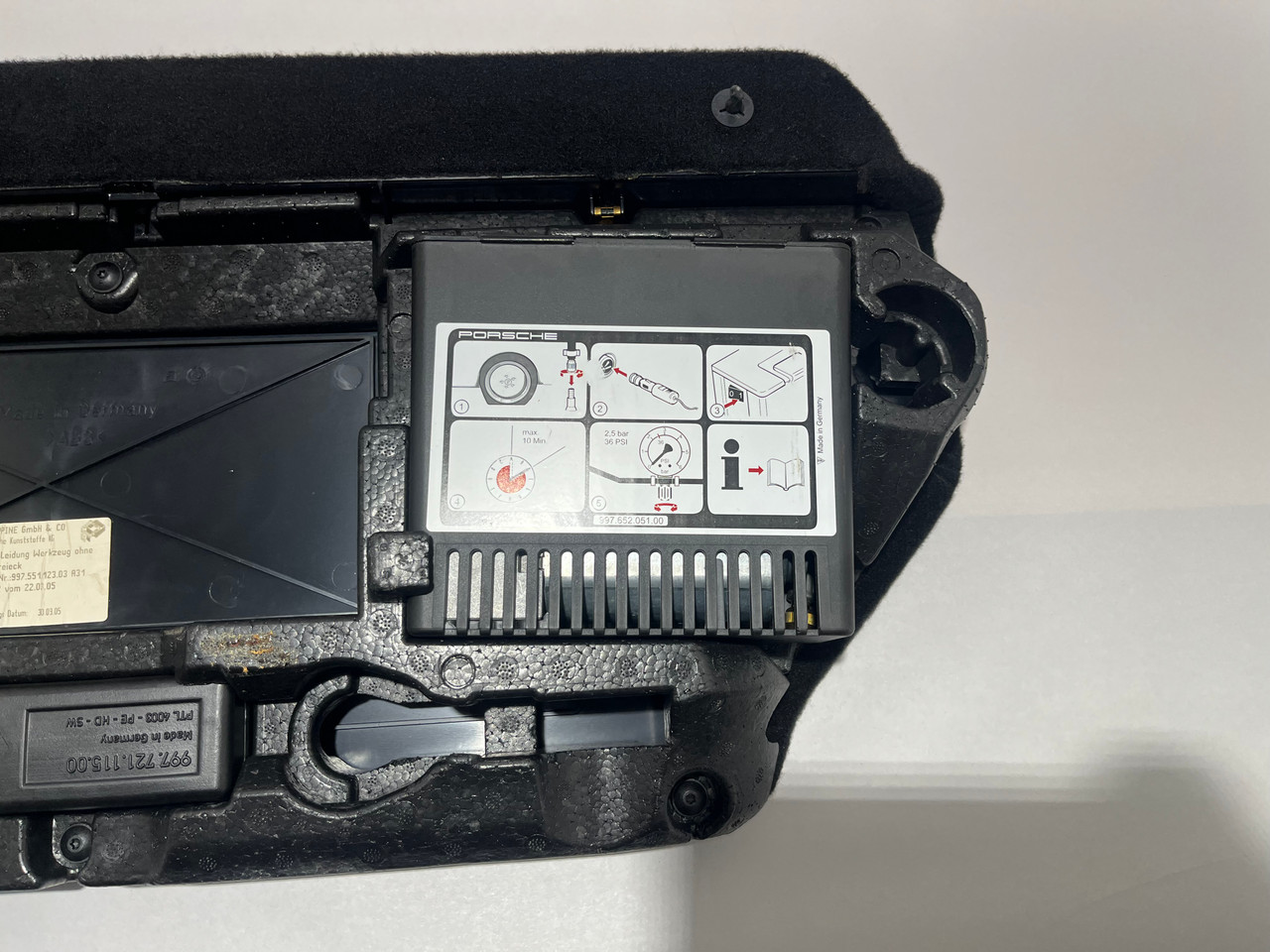 2005-2012 Porsche 987 Boxster Cayman / 997 911 Emergency Tool Kit