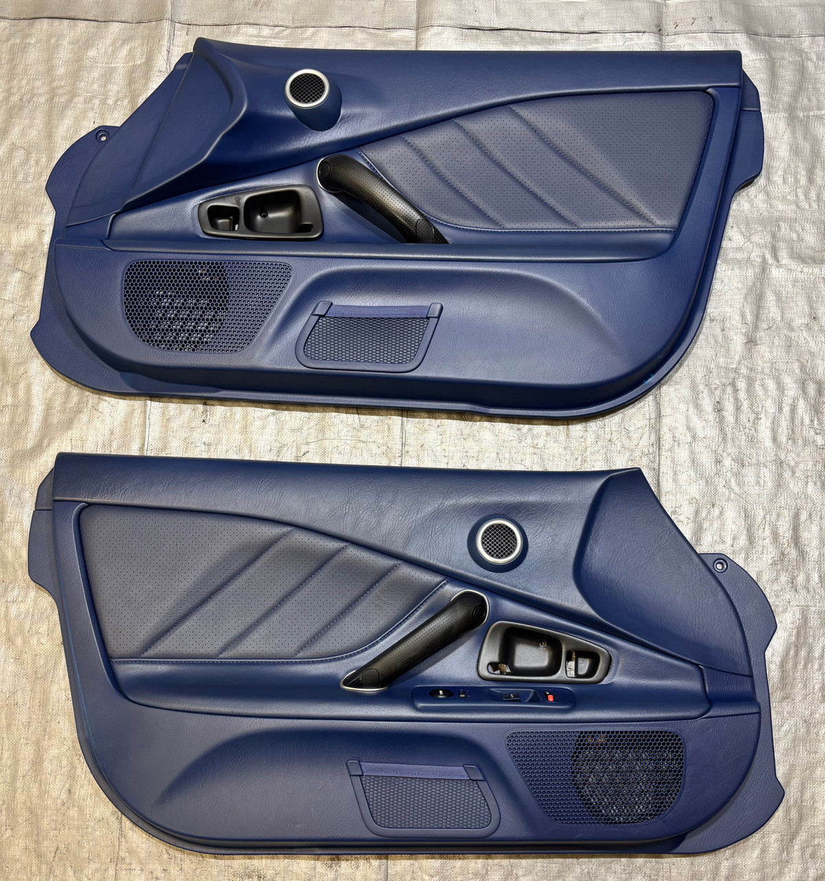 S2000 ホンダアクセス リアルチタンパネル 【右のみ】#1 2002-2003 Honda S2000 Interior Door Panels / Pair / Blue / HS008