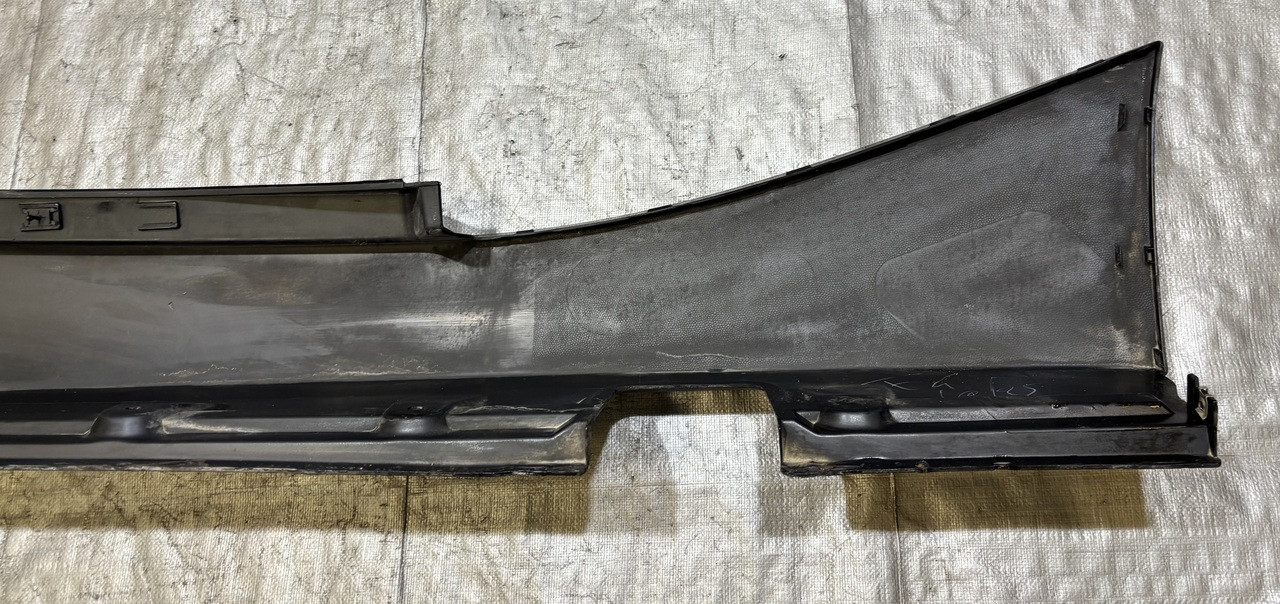 2003-2008 E85 BMW Z4 Convertible Driver Side Skirt Rocker Panel