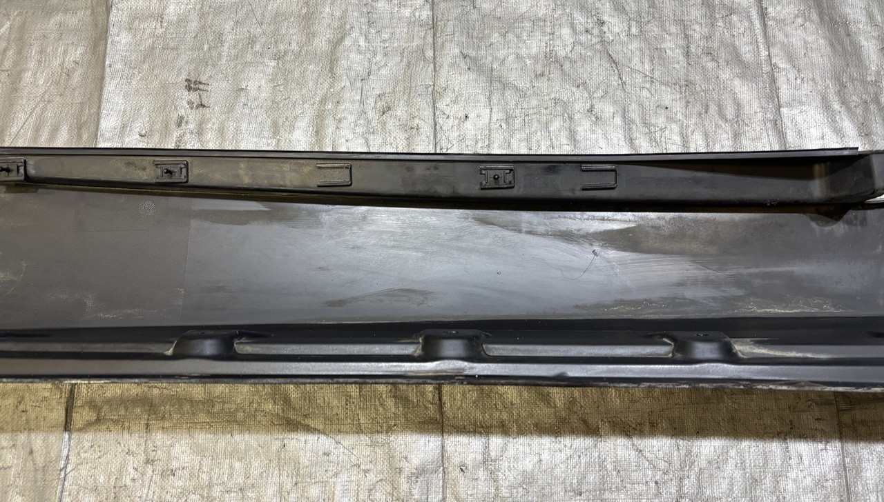 2003-2008 E85 BMW Z4 Convertible Driver Side Skirt Rocker Panel