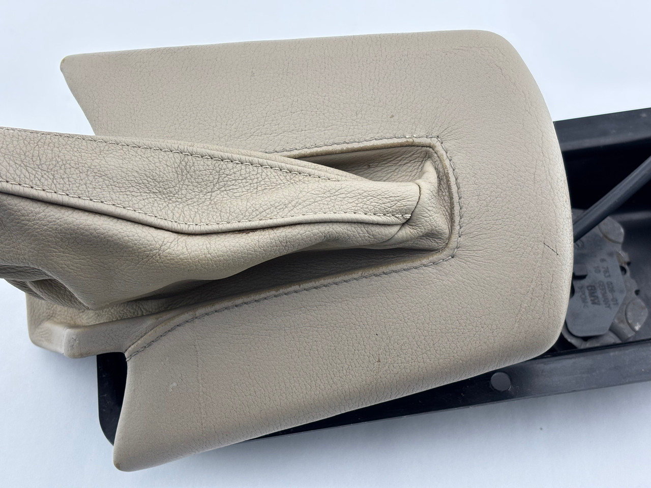 2003-2008 E85 E86 BMW Z4 Parking Brake Handle w/ Arm Rest Pad