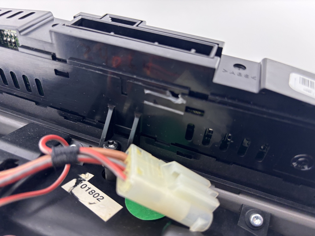 2003-2004 E85 BMW Z4 Roadster Ashtray Console w/ DSC Switches