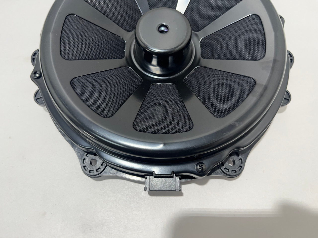 2017-2019 Porsche 718 Boxster Cayman Bose Audio Door Speakers