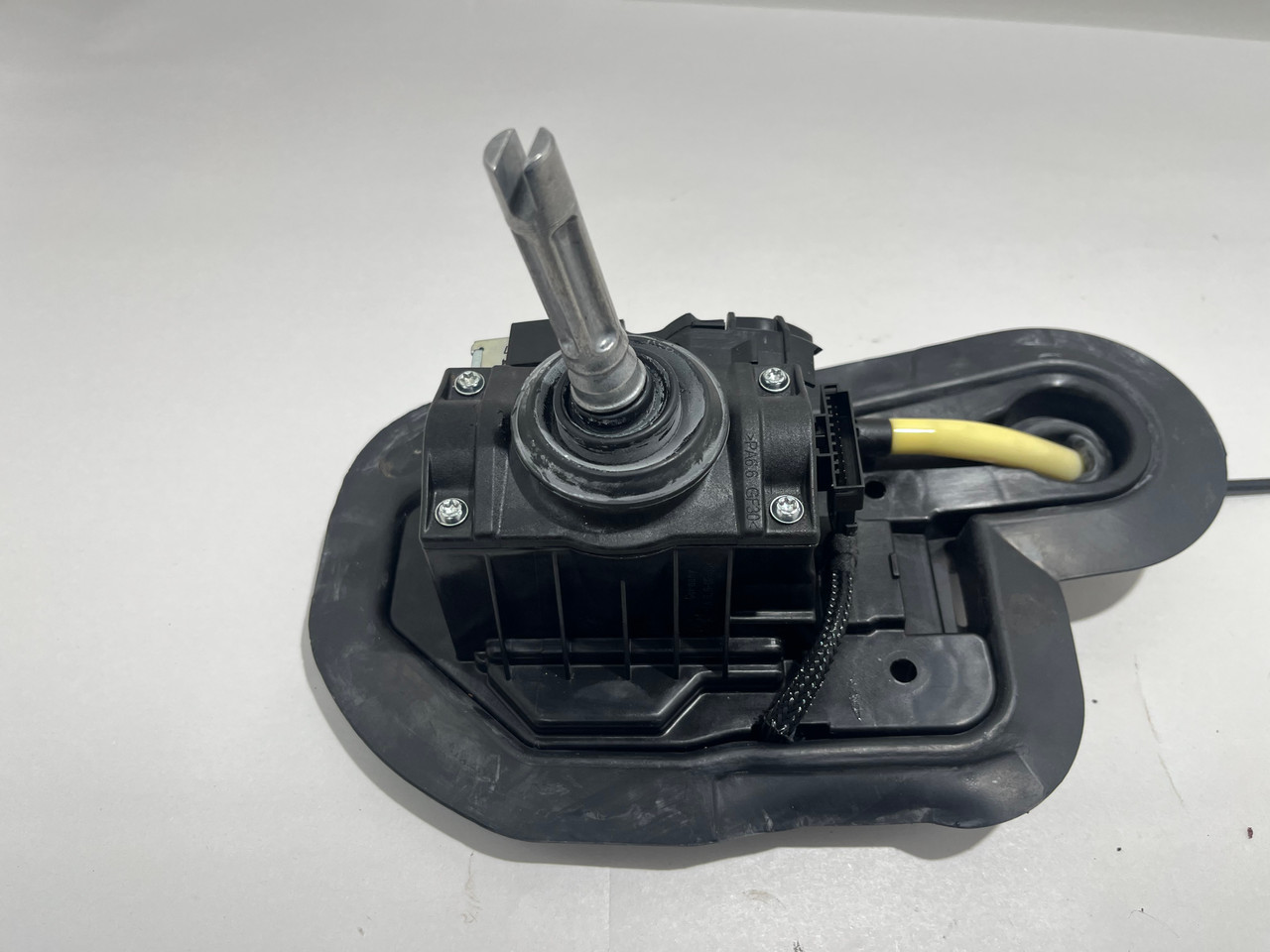 2008-2013 E90 E92 BMW M3 DCT Automatic shifter Base w/ Cable