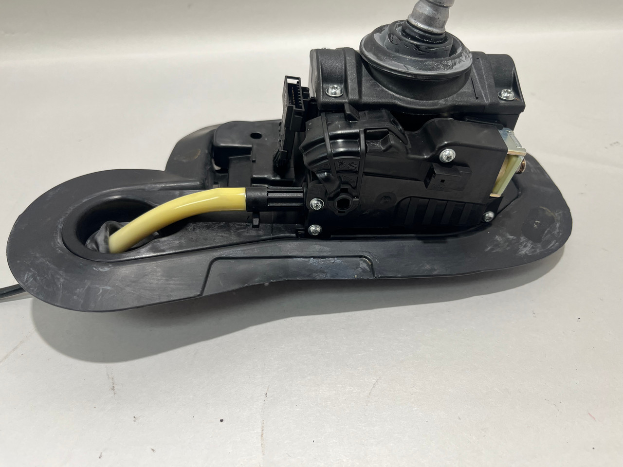 2008-2013 E90 E92 BMW M3 DCT Automatic shifter Base w/ Cable
