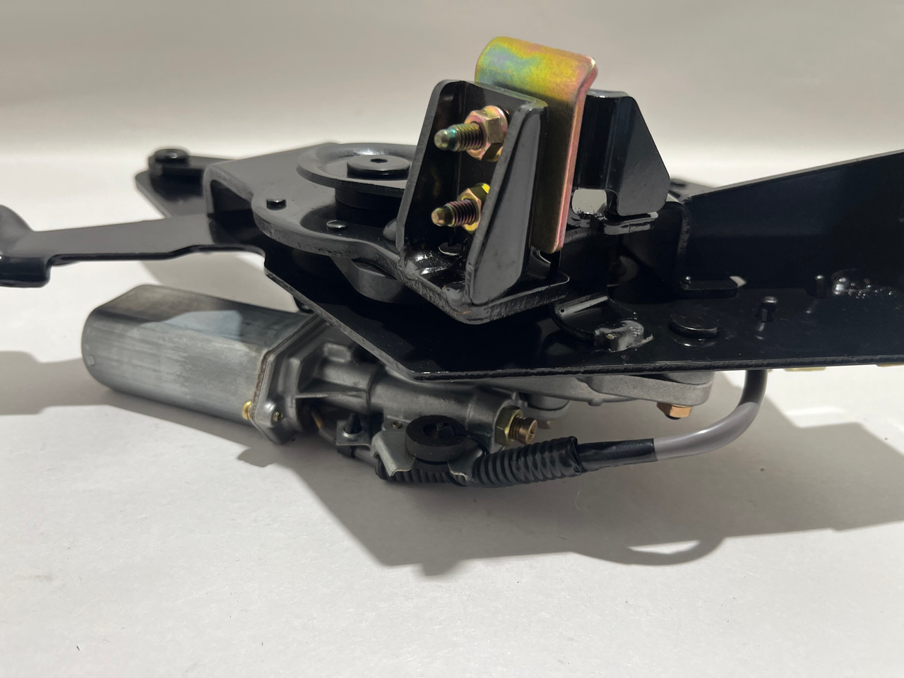 2004-2008 Nissan 350Z Convertible Top Tonneau Panel Motors