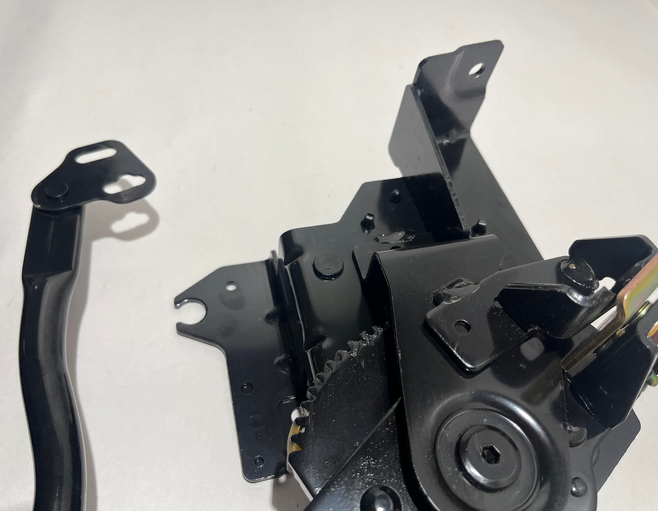 2004-2008 Nissan 350Z Convertible Top Tonneau Panel Motors